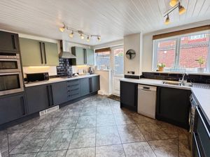 Photo 9- click for photo gallery